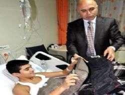 Depremzede çocuklara bayramlık